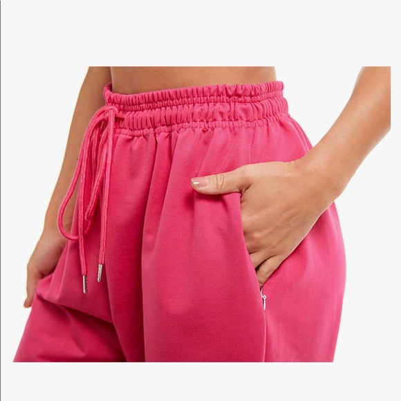 High Waist Joggers with Zipper Pockets - Picture 2 of 4